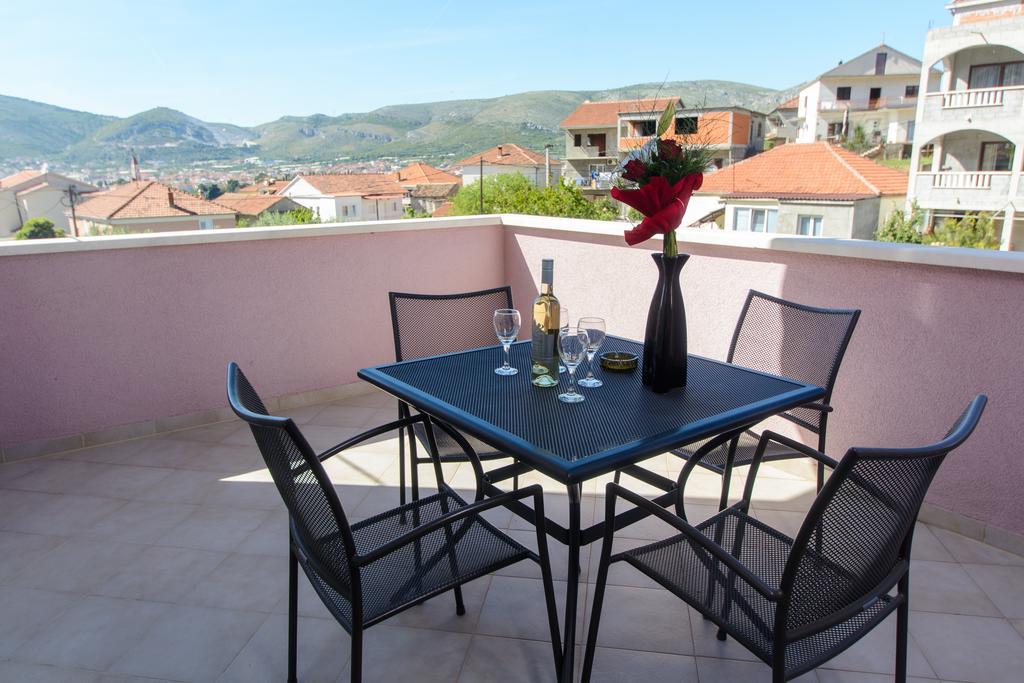 Apartmani Mm Trogir Exterior foto